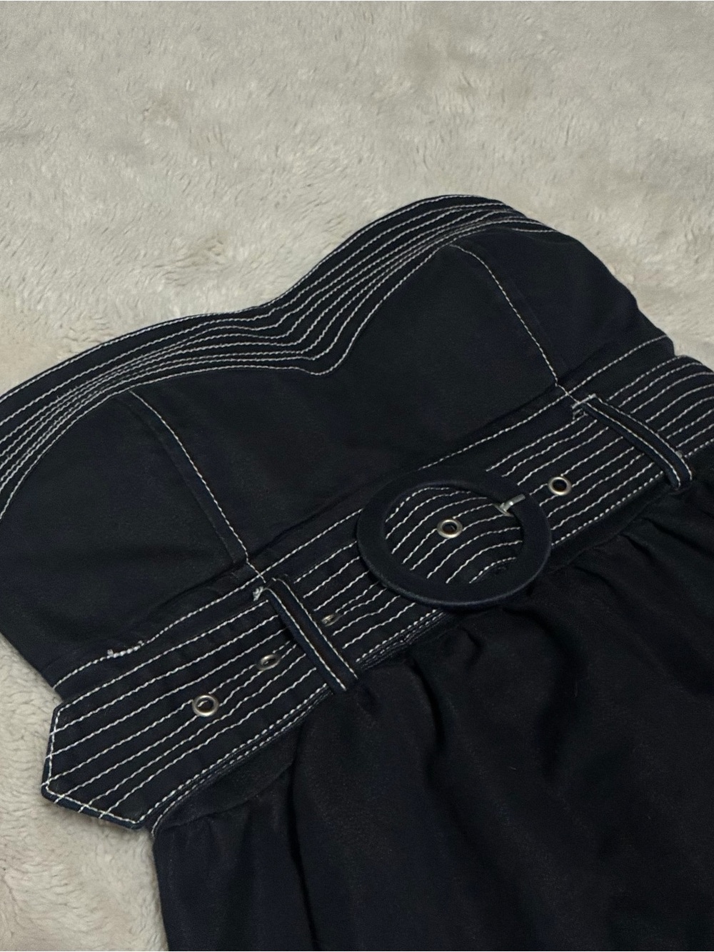 Black Strapless Bubble Mini Dress with Contrasting Belt - Picture 2 of 5
